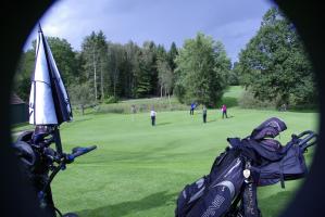 Slideshow of the 2021 golf day 
